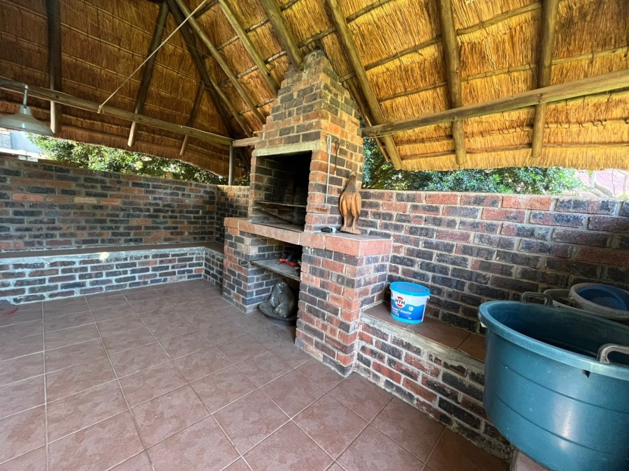 4 Bedroom Property for Sale in Protea Park North West
